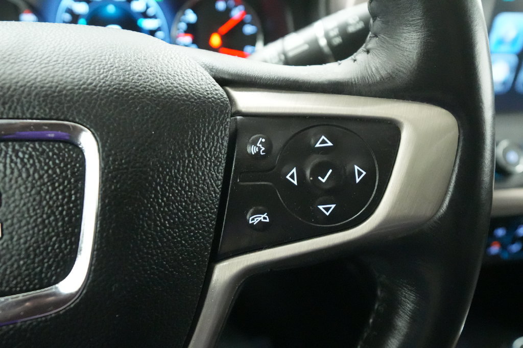 Used 2017 GMC Acadia Denali AWD/4WD image 39