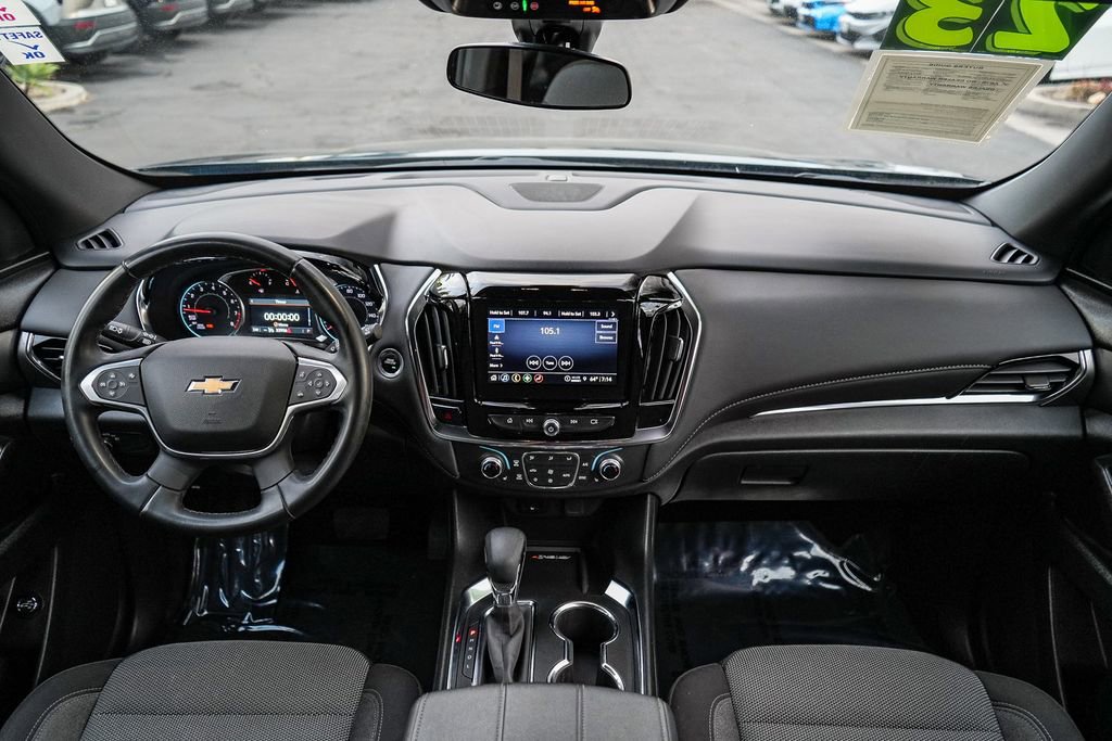 Used 2023 Chevrolet Traverse LT FWD image 13