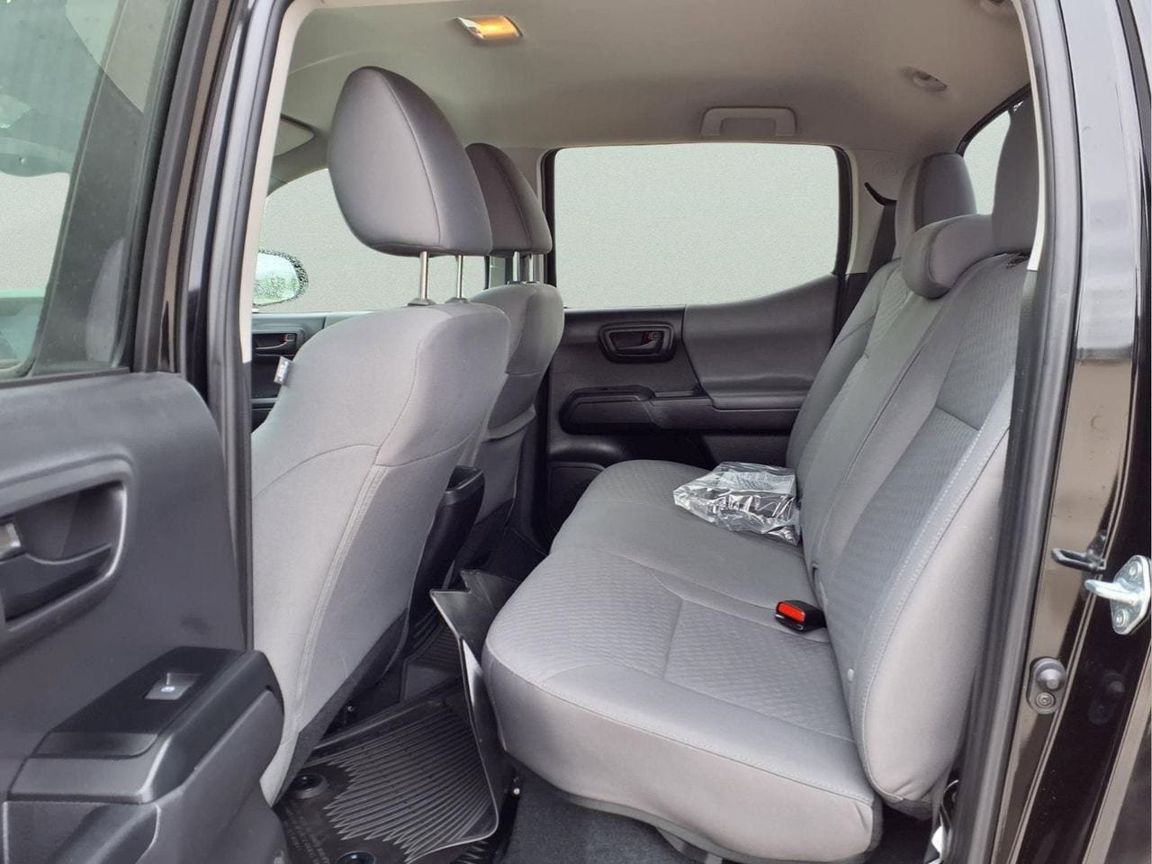 Used 2023 Toyota Tacoma SR AWD/4WD image 11