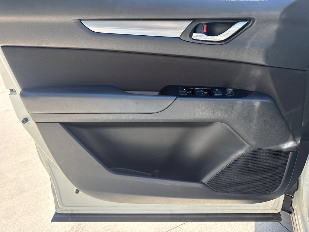 Used 2018 MAZDA CX-5 Sport FWD image 13