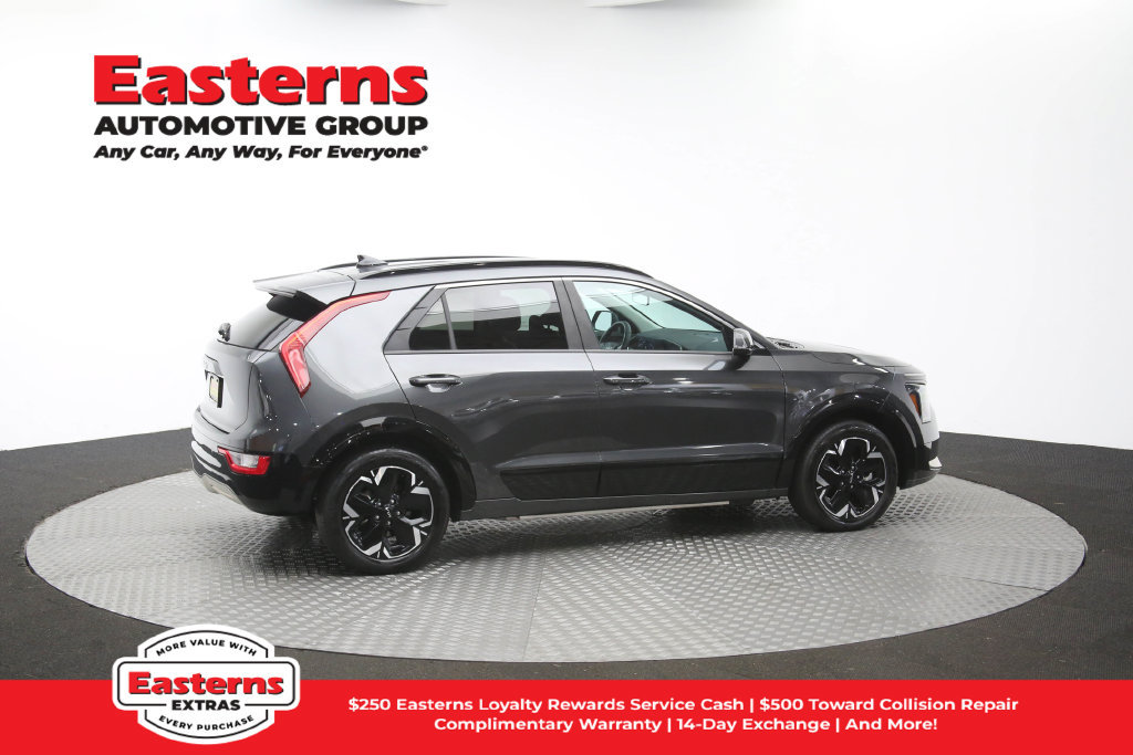 Used 2023 Kia Niro Wind FWD image 42