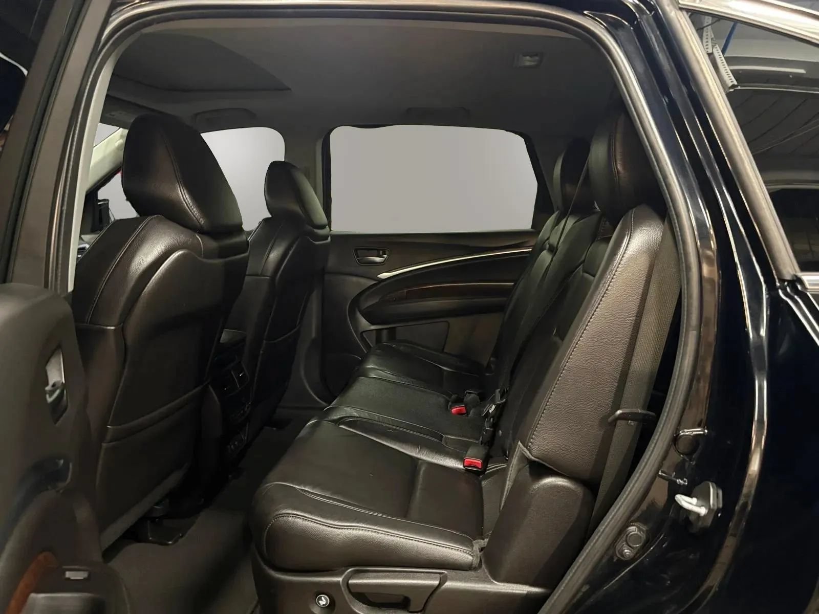 Used 2020 Acura MDX SH-AWD image 25