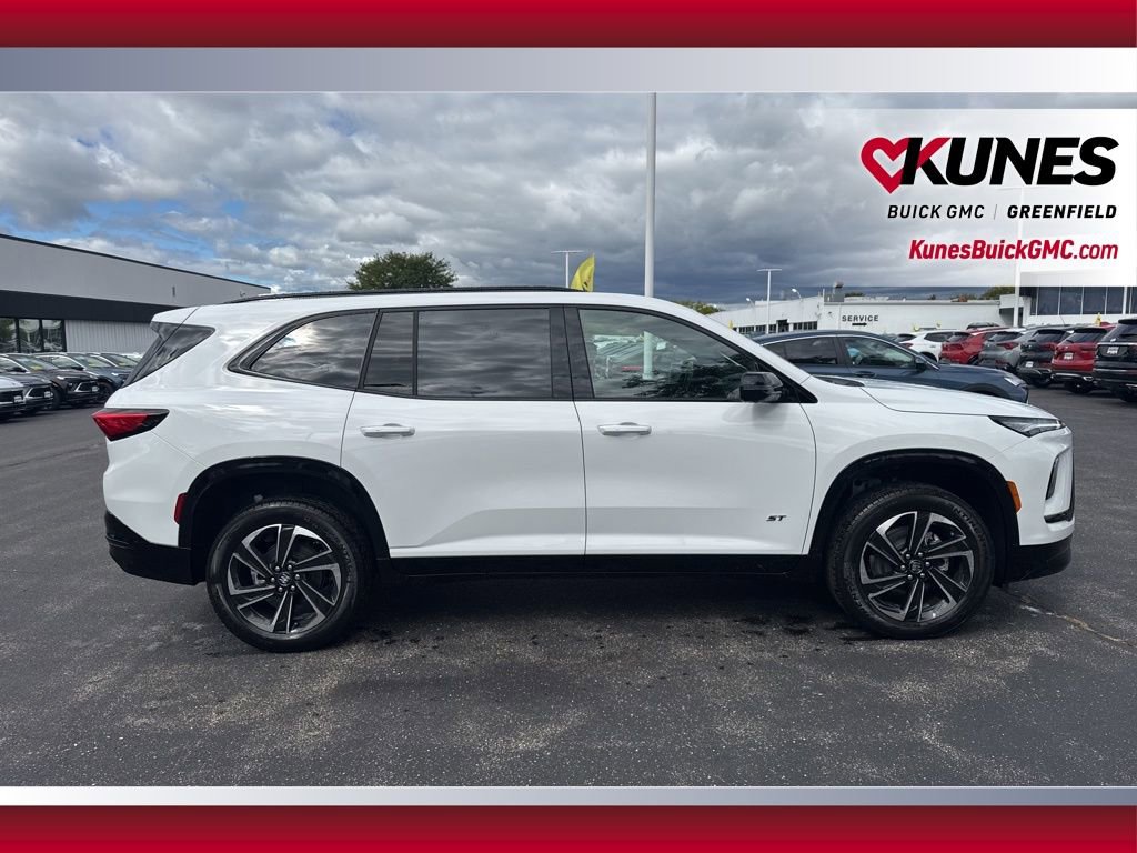 New 2026 Buick Enclave Sport Touring w/ LPO, Floor Liner Package image 2