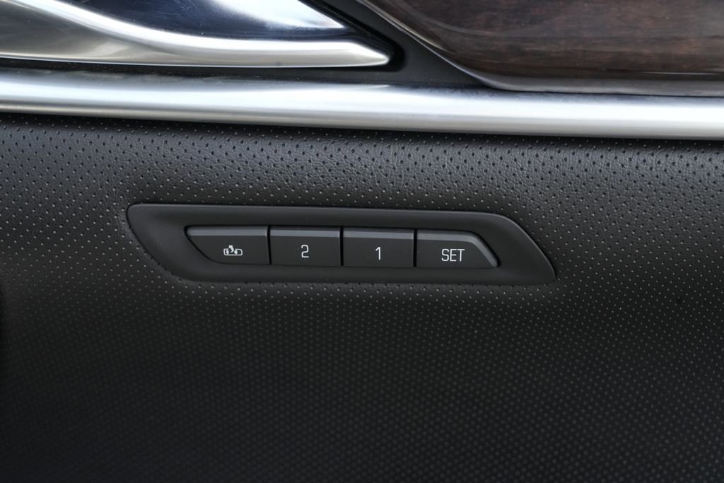 Used 2014 Cadillac XTS Premium AWD/4WD image 37