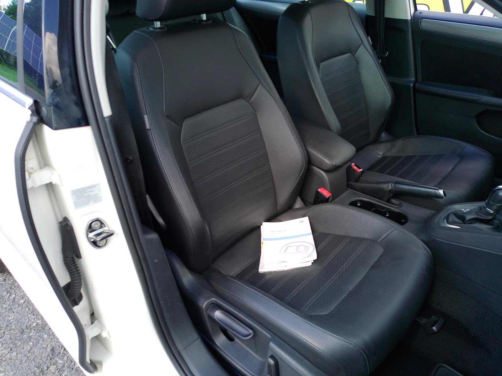Used 2013 Volkswagen Jetta SEL FWD image 41