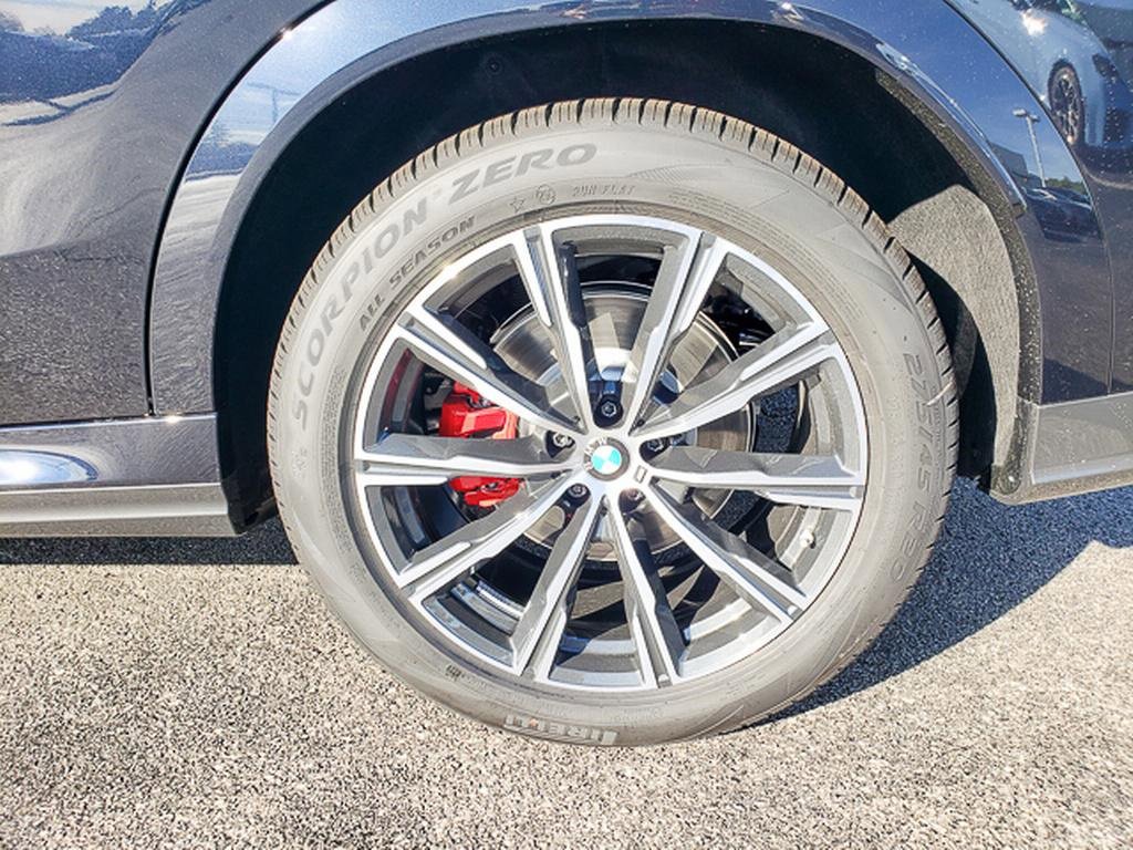 New 2026 BMW X6 xDrive40i image 14