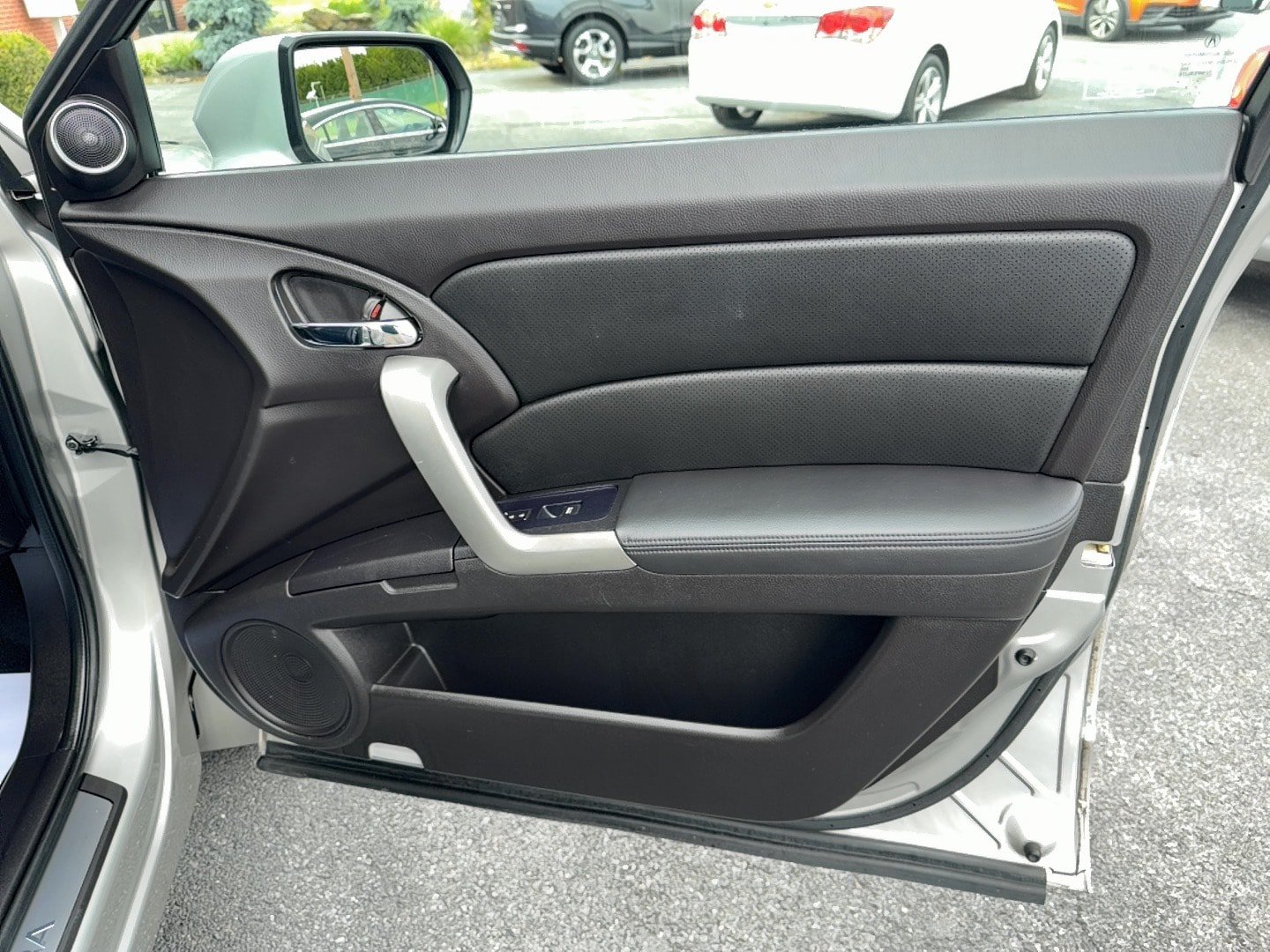 Used 2011 Acura RDX SH-AWD image 21