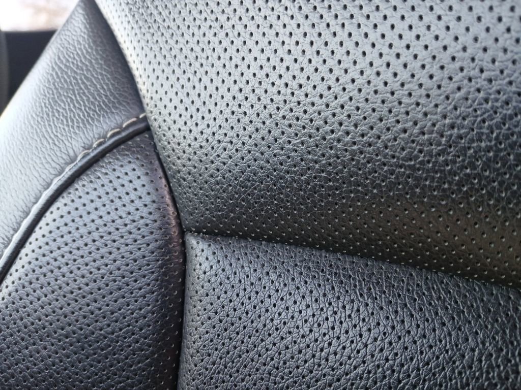 Used 2018 GMC Acadia SLT image 14