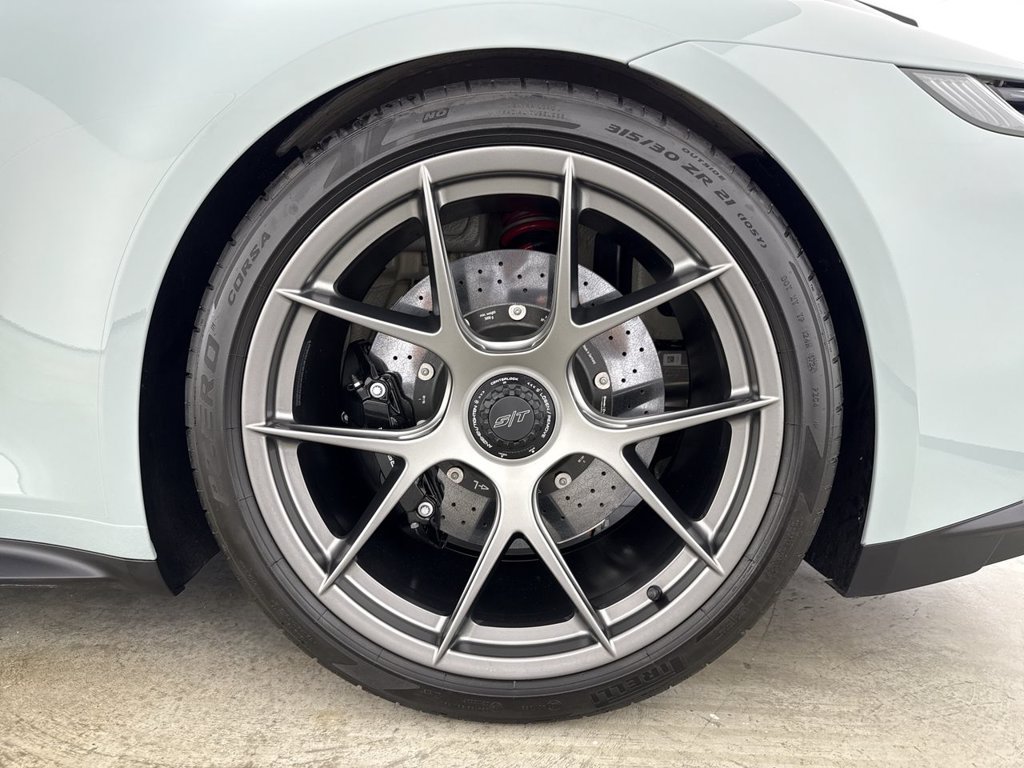 Certified 2024 Porsche 911 GT3 RS RWD image 14