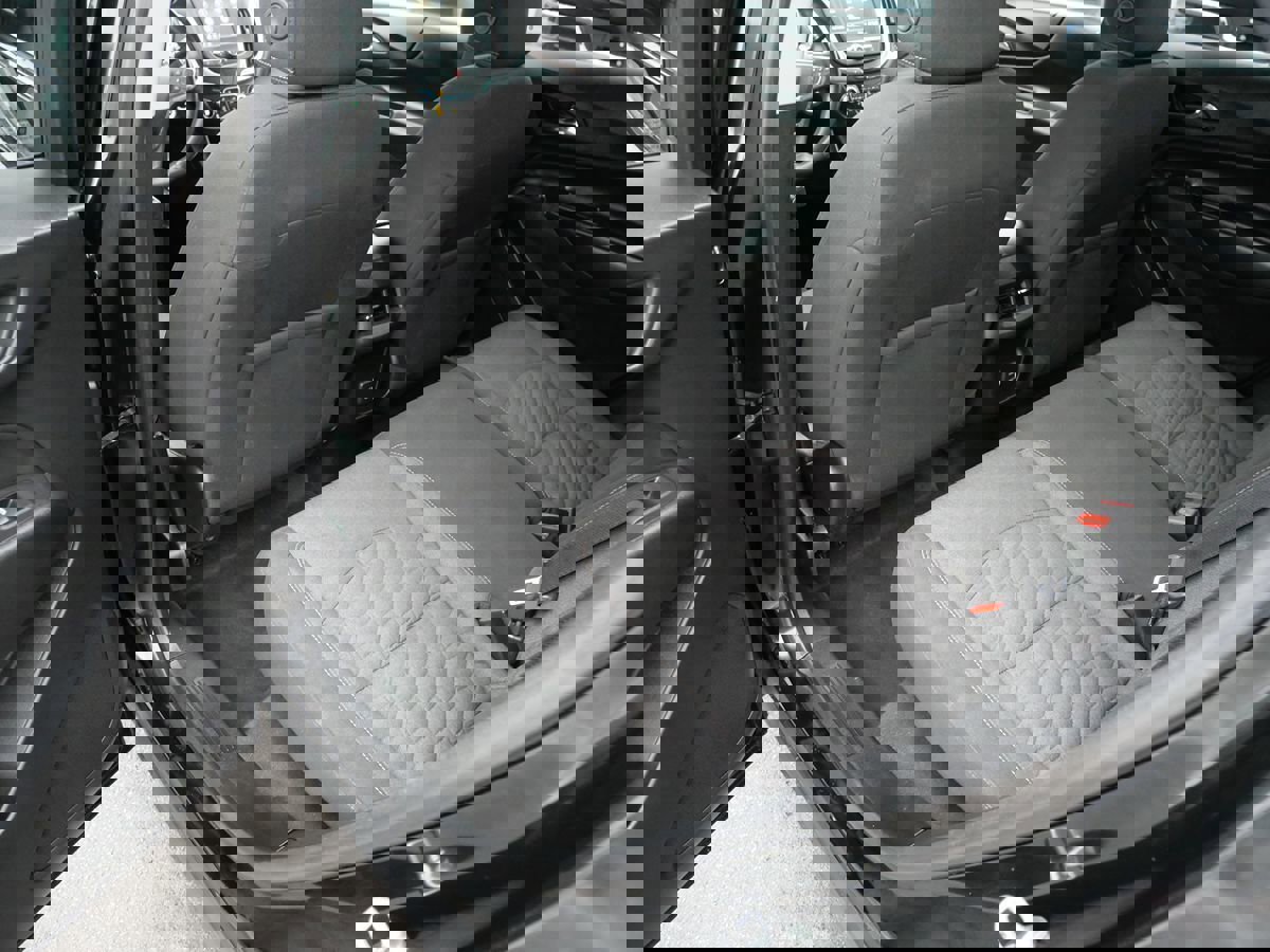 Used 2019 Chevrolet Equinox LT image 19