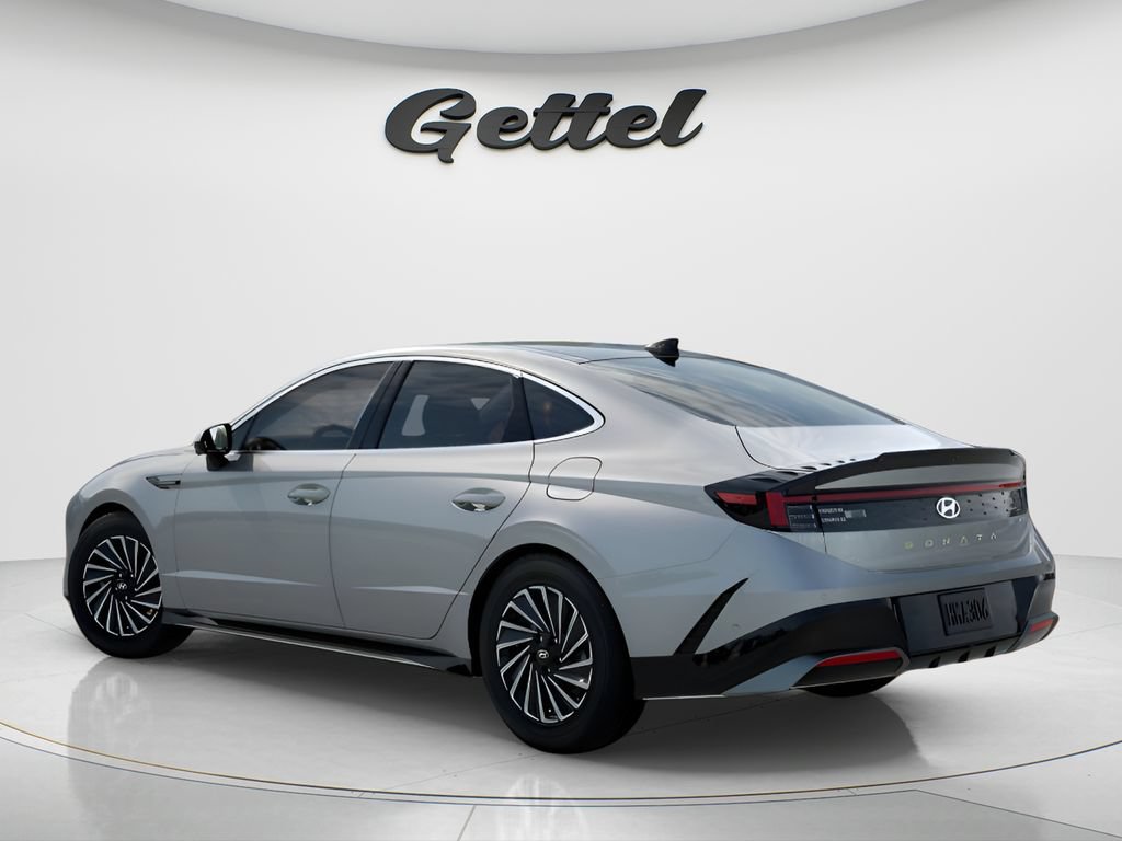 Used 2025 Hyundai Sonata Limited FWD image 5