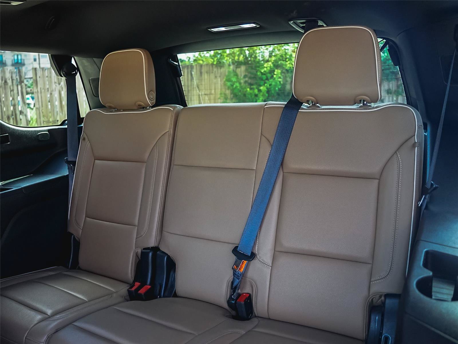 Used 2024 Chevrolet Tahoe Premier AWD/4WD image 30