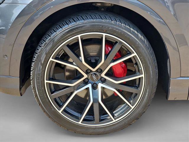 Used 2019 Audi Q8 Prestige image 25