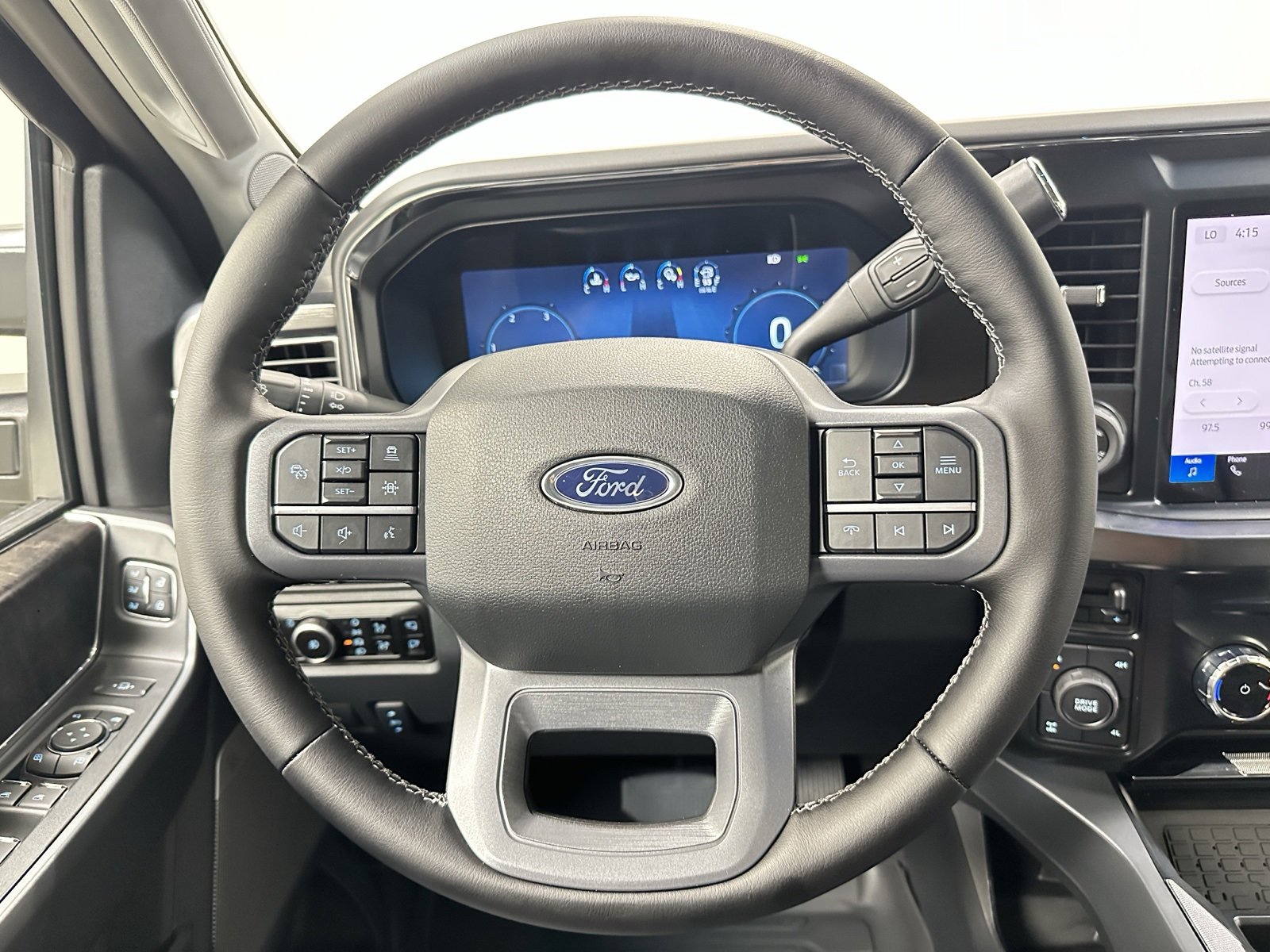 New 2025 Ford F250 Lariat w/ Lariat Ultimate Package image 24