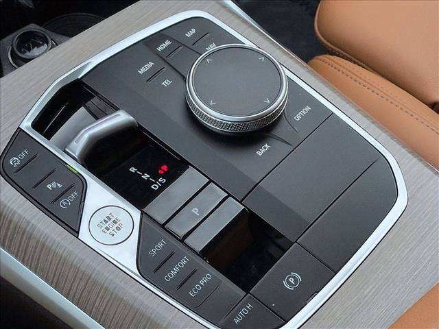 Used 2025 BMW 330i Sedan RWD image 12