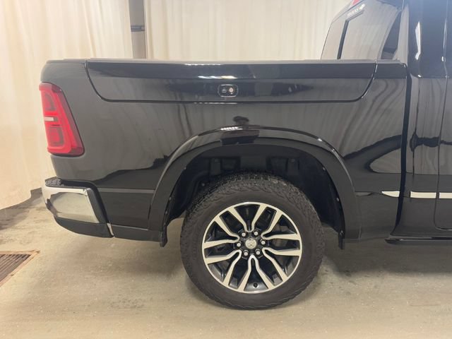 Used 2025 RAM 1500 Limited AWD/4WD image 4