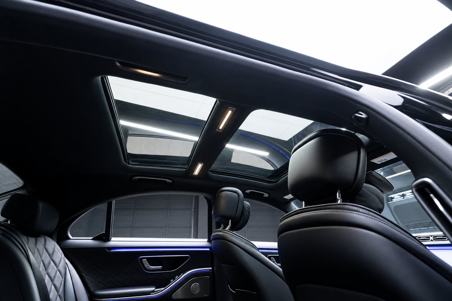 Used 2023 Mercedes-Benz S 500 4MATIC w/ AMG Line image 27