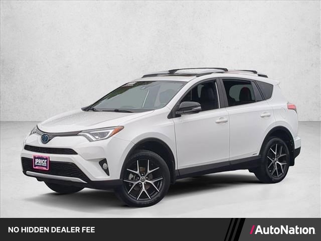 Used 2018 Toyota RAV4 SE AWD/4WD image 1