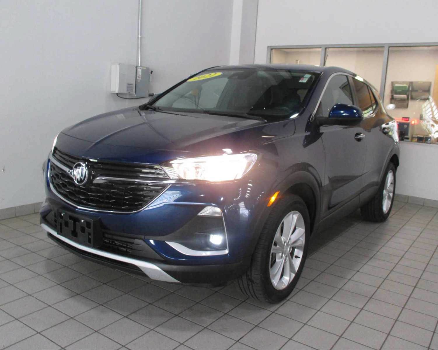 Used 2022 Buick Encore GX Preferred w/ Cold Weather Comfort Package FWD image 16