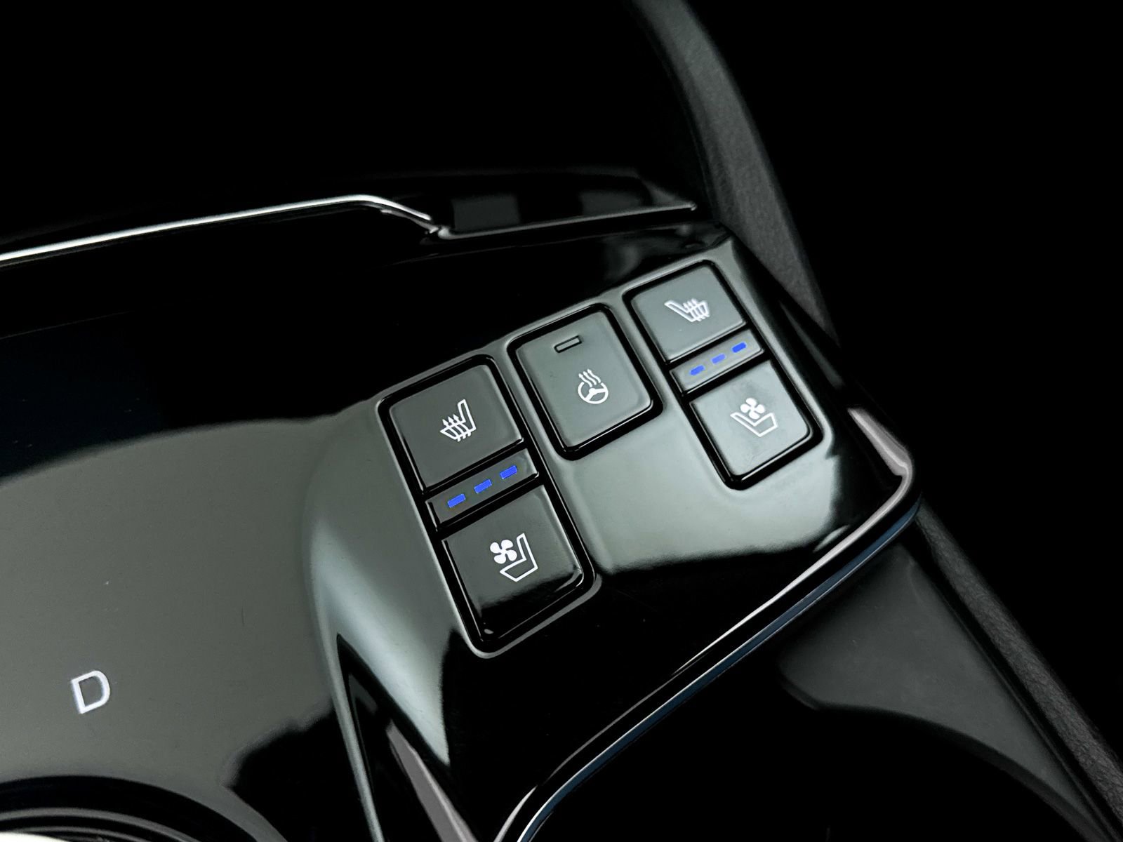 Certified 2023 Kia Sportage SX Prestige AWD/4WD image 28