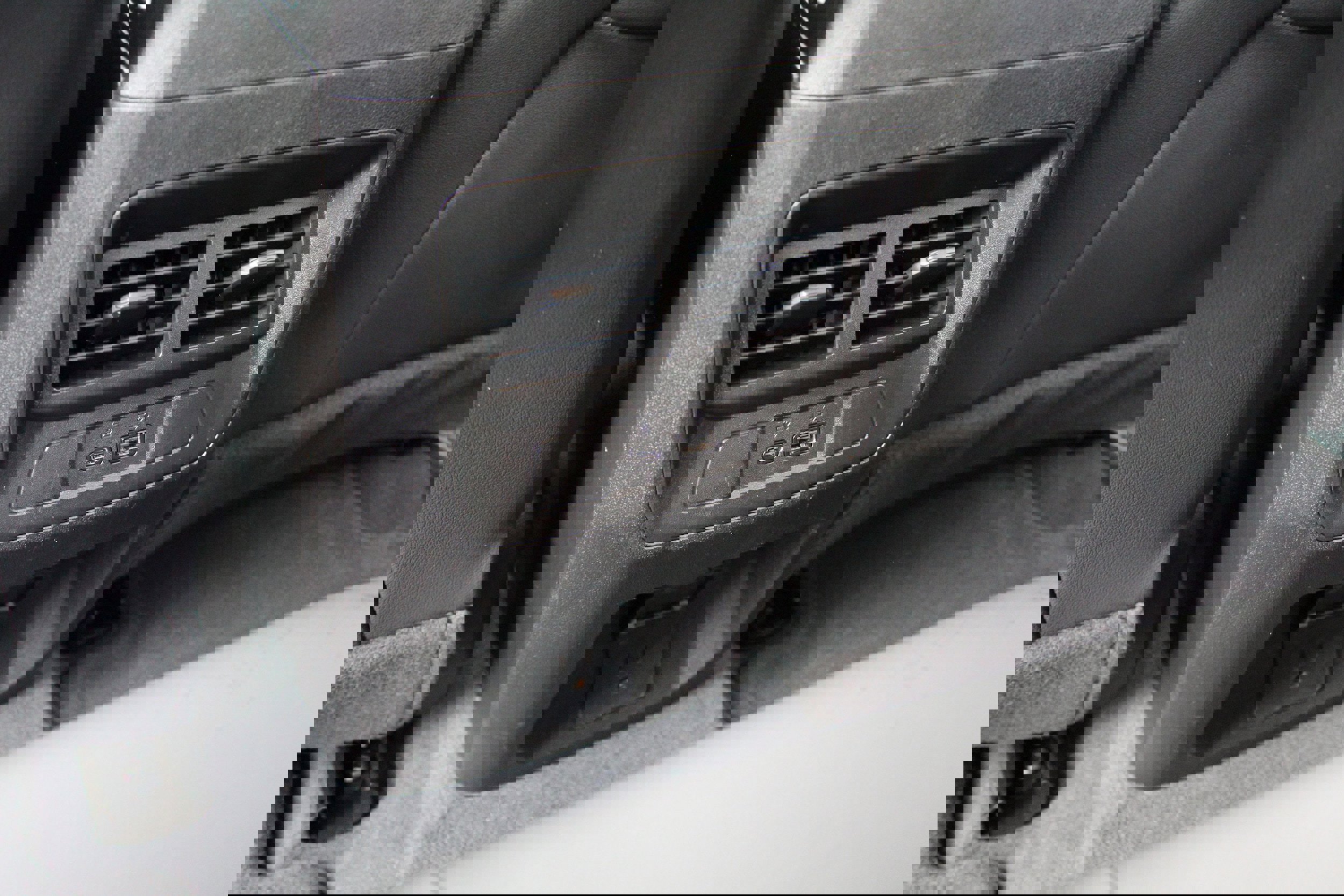 Used 2023 Chevrolet Colorado Z71 w/ Z71 Convenience Package 2 AWD/4WD image 44