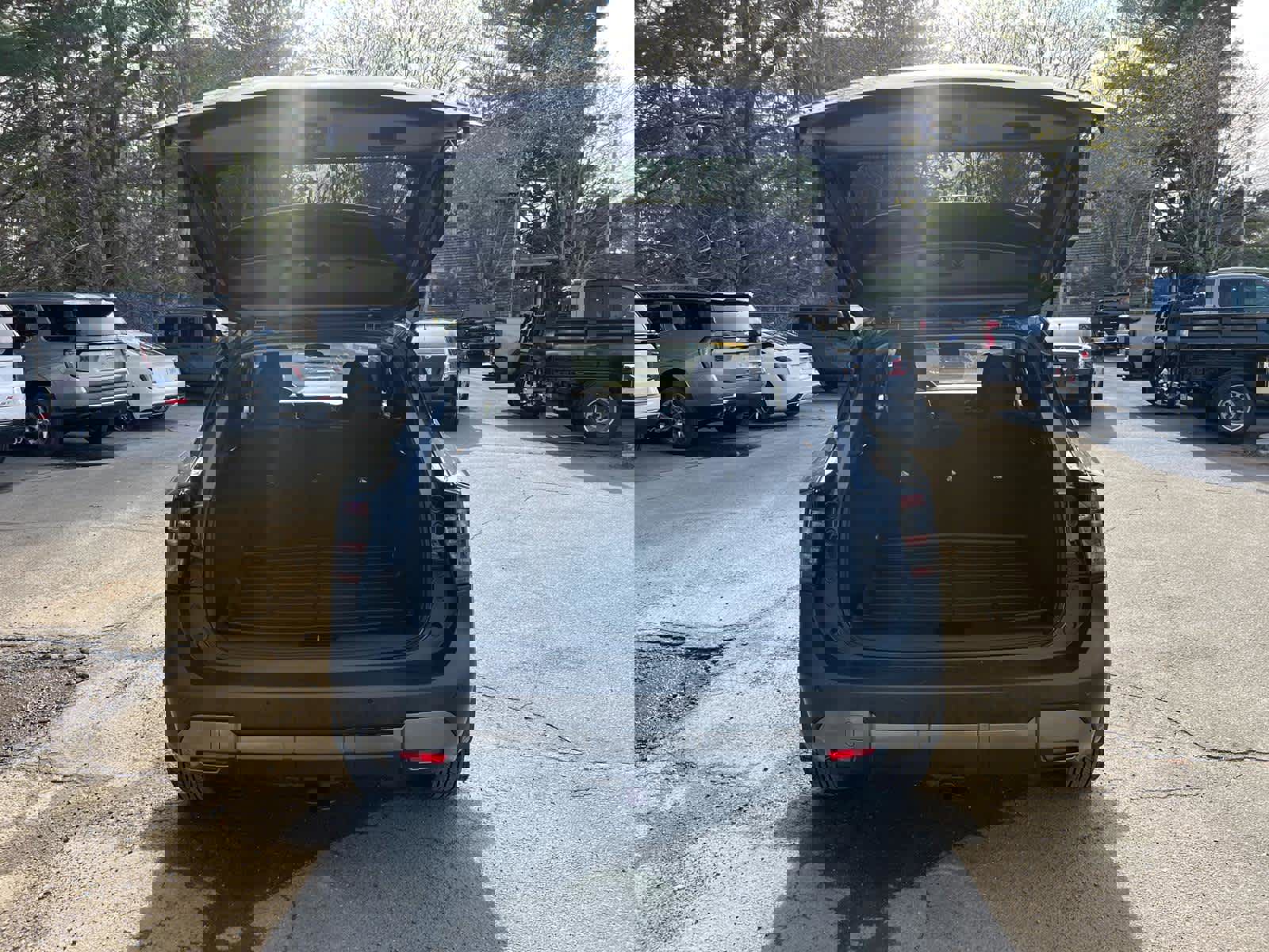 Used 2025 Nissan Kicks SV AWD/4WD image 40