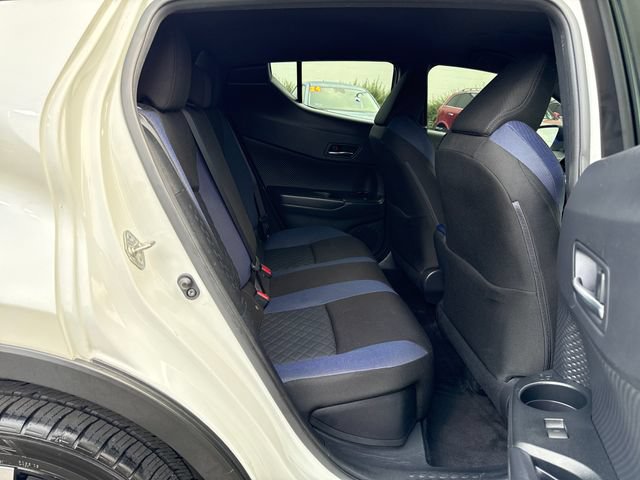 Used 2021 Toyota C-HR XLE FWD image 10