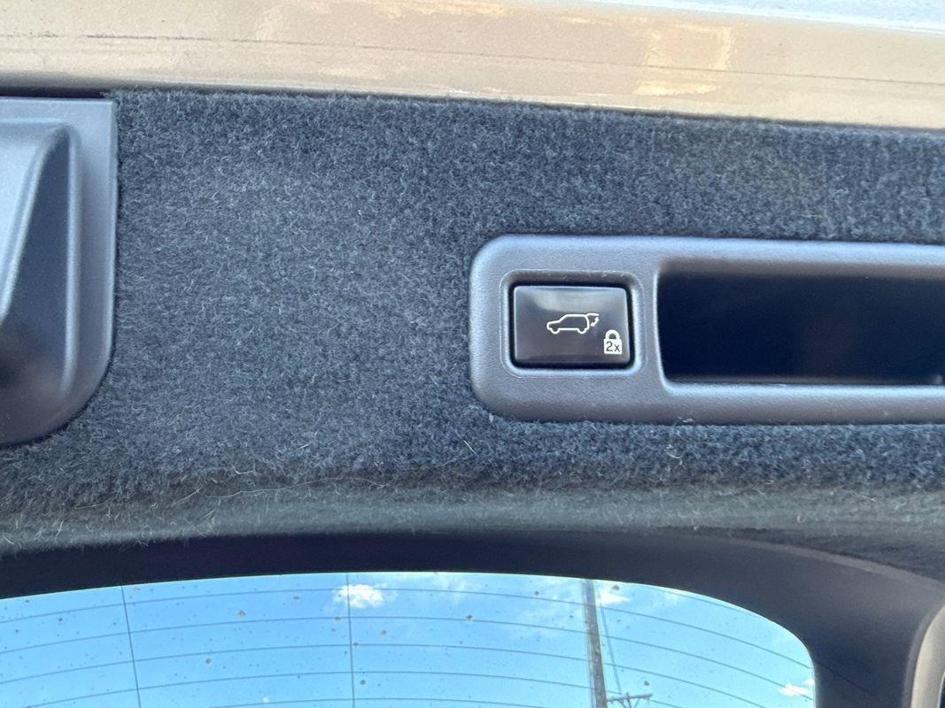 Used 2019 Lexus RX 450h AWD image 13