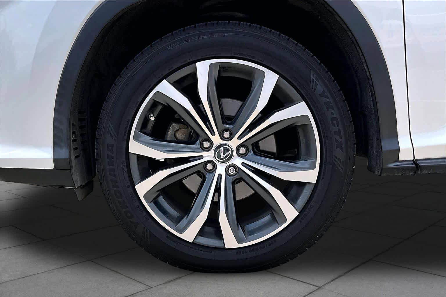 Used 2018 Lexus RX 350 FWD w/ Premium Package image 9