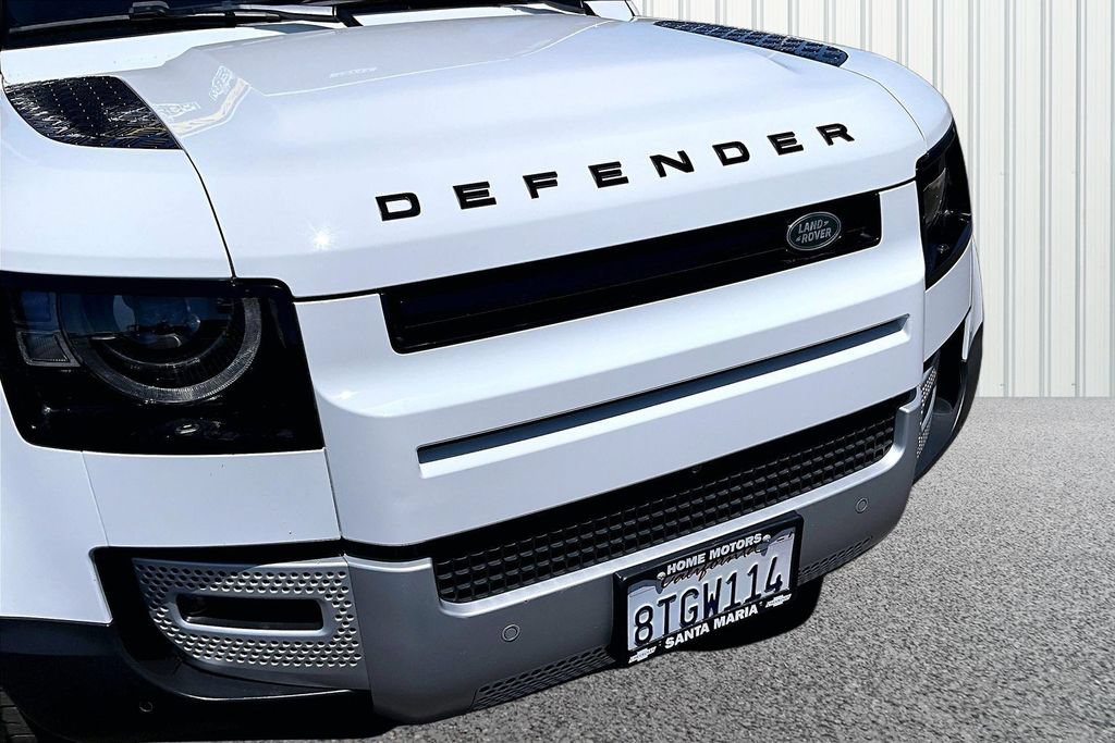 Used 2020 Land Rover Defender 110 First Edition AWD/4WD image 26