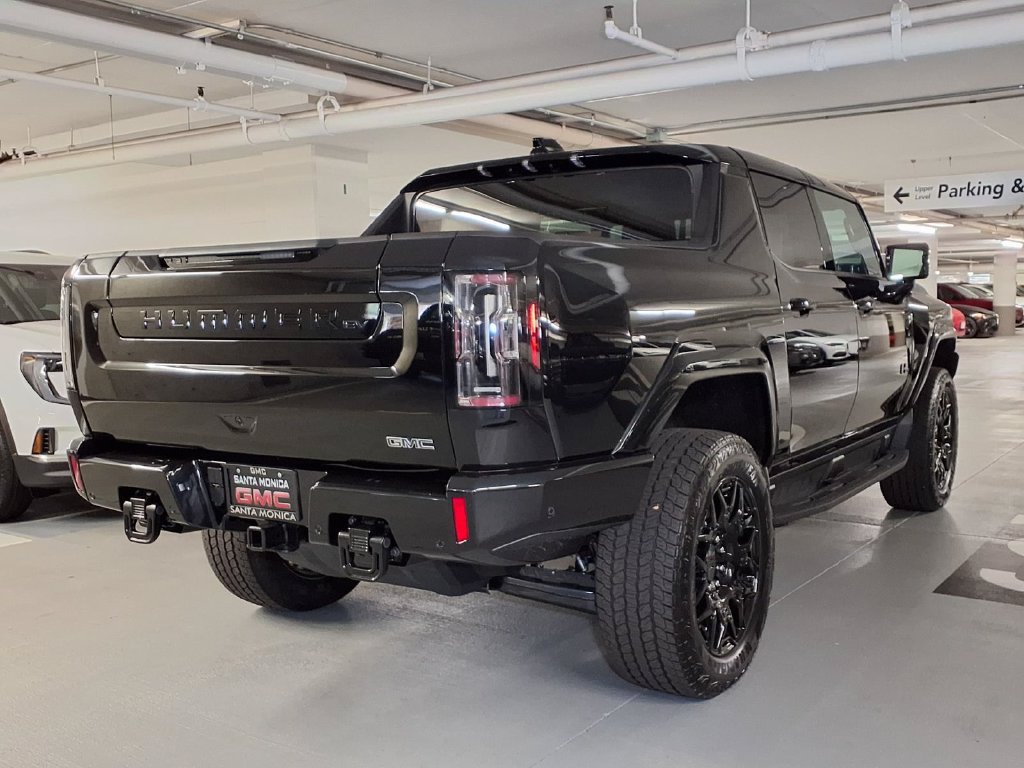 New 2026 GMC Hummer EV 4x4 Crew Cab w/ LPO, Dark Essentials Package image 7