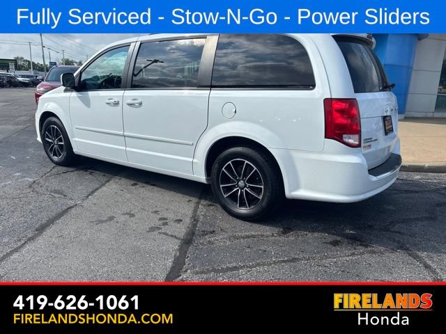 Used 2017 Dodge Grand Caravan GT FWD image 3