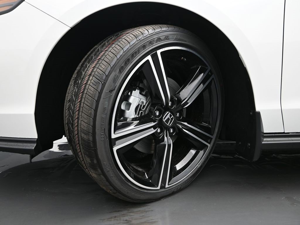 New 2025 Honda Accord Sport image 40