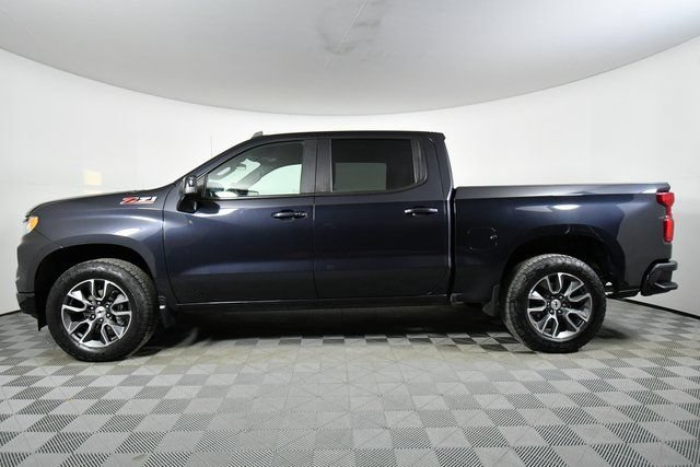 Used 2022 Chevrolet Silverado 1500 RST w/ Z71 Off-Road Package AWD/4WD image 16