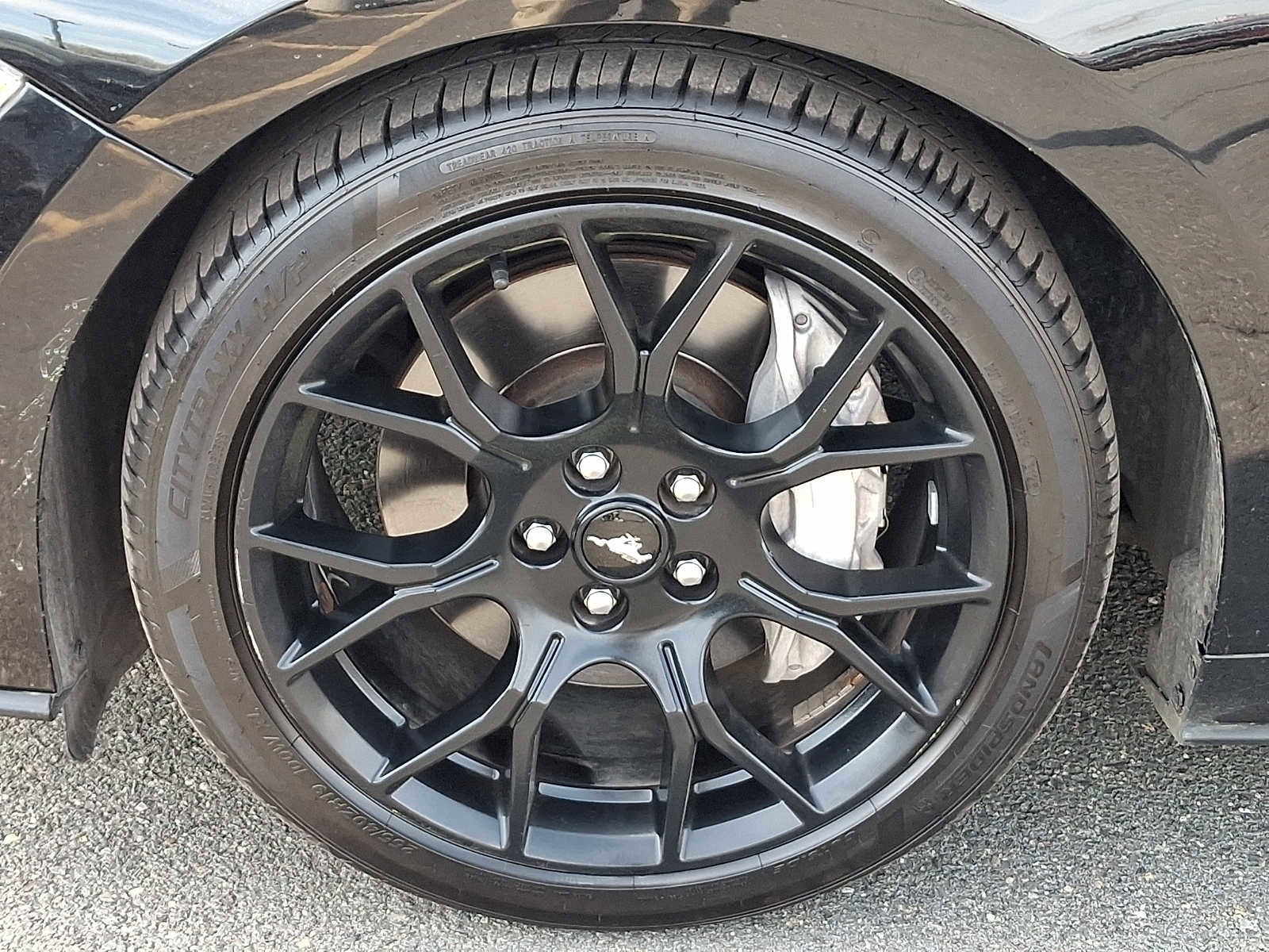 Used 2018 Ford Mustang Coupe w/ Ecoboost Performance Package image 9