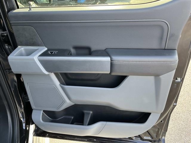 Used 2025 Ford F150 XLT w/ Equipment Group 301A Standard AWD/4WD image 19