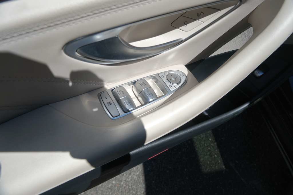 Used 2017 Mercedes-Benz E 43 AMG 4MATIC Sedan image 20