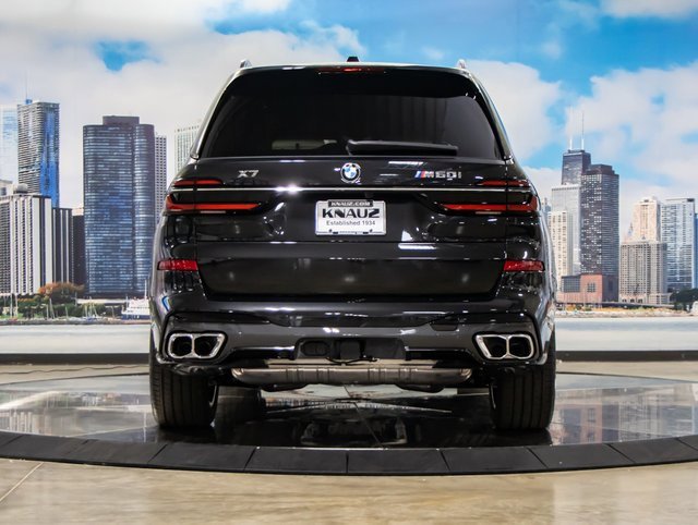 New 2026 BMW X7 M60i image 11