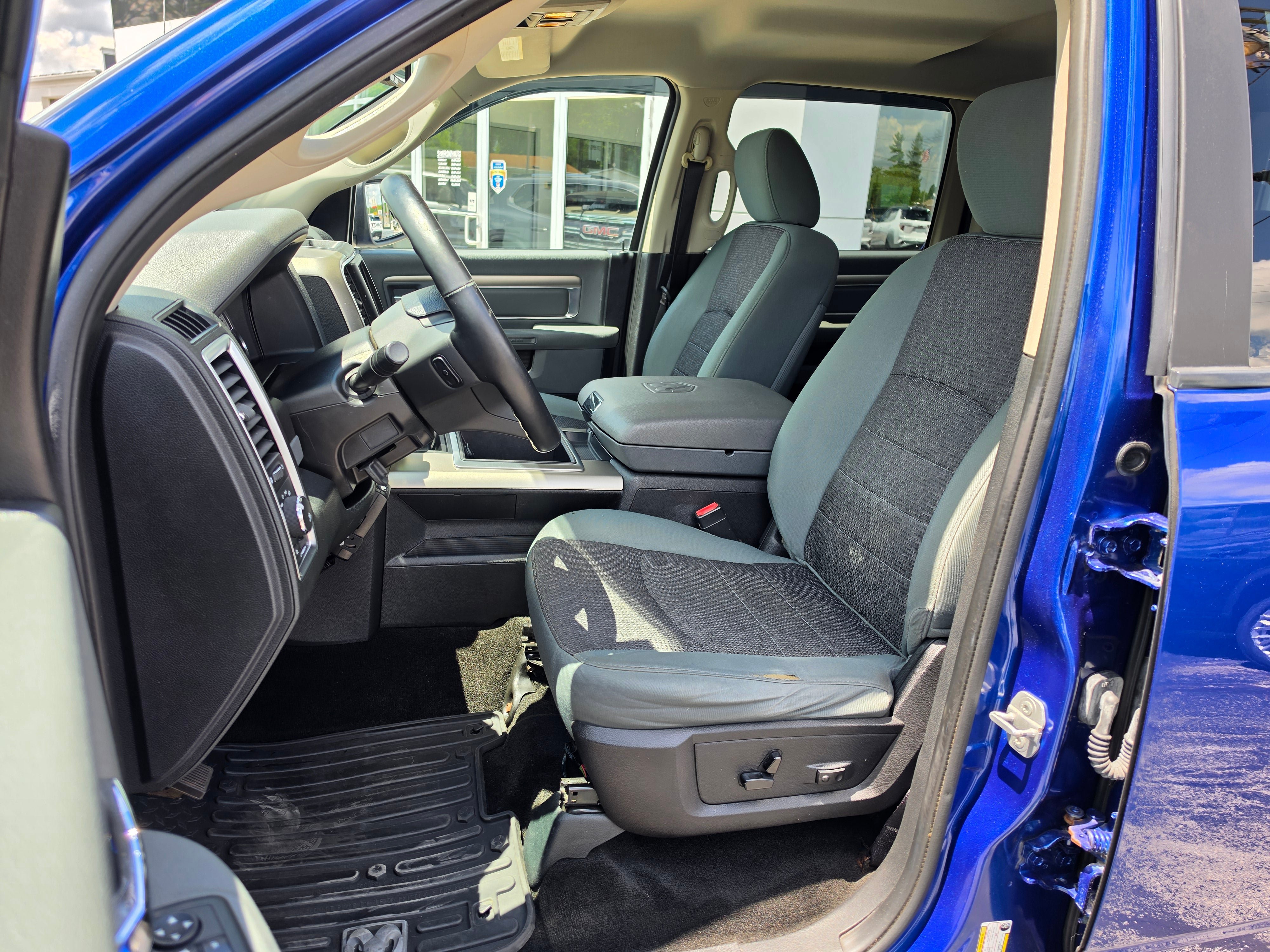 Used 2014 RAM 1500 SLT AWD/4WD image 10