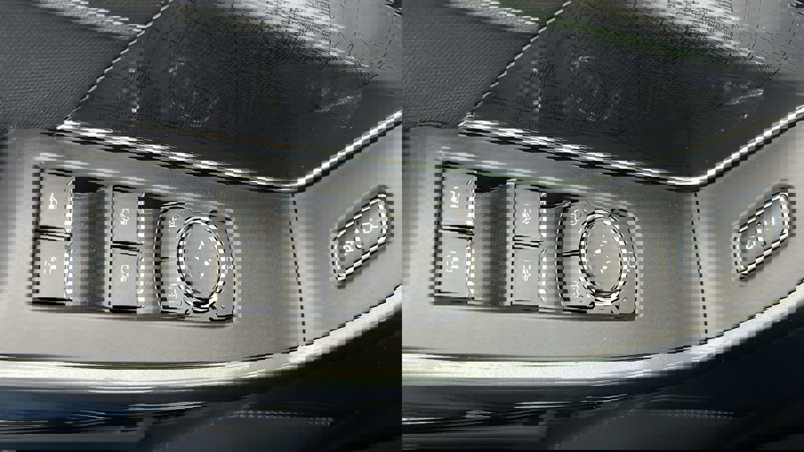 Used 2022 Ford F150 XLT w/ Equipment Group 302A High image 13