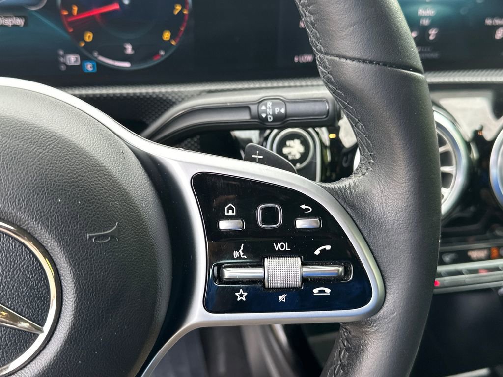 Used 2020 Mercedes-Benz A 220 w/ Premium Package image 27