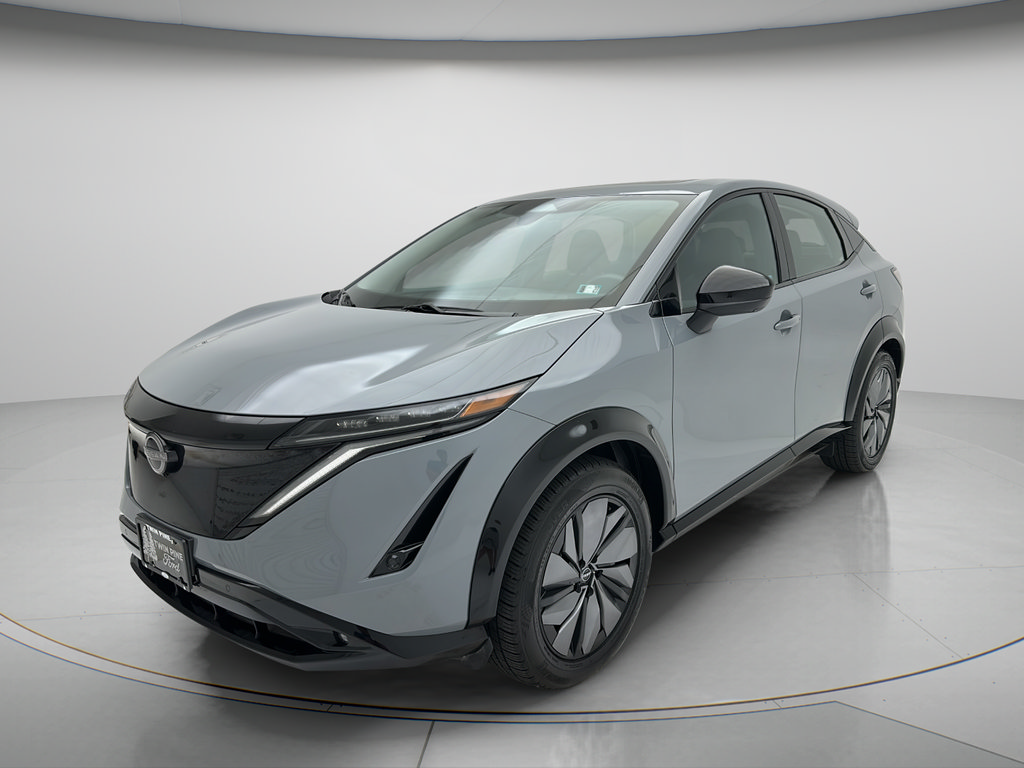 Used 2024 Nissan Ariya AWD image 3