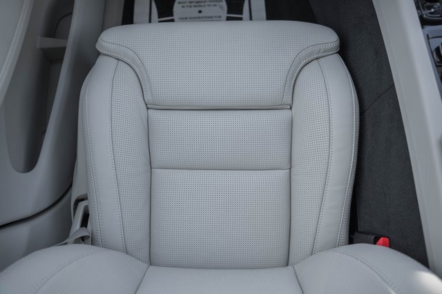 New 2026 Volvo XC60 B5 Ultra w/ Protection Package Premier image 30