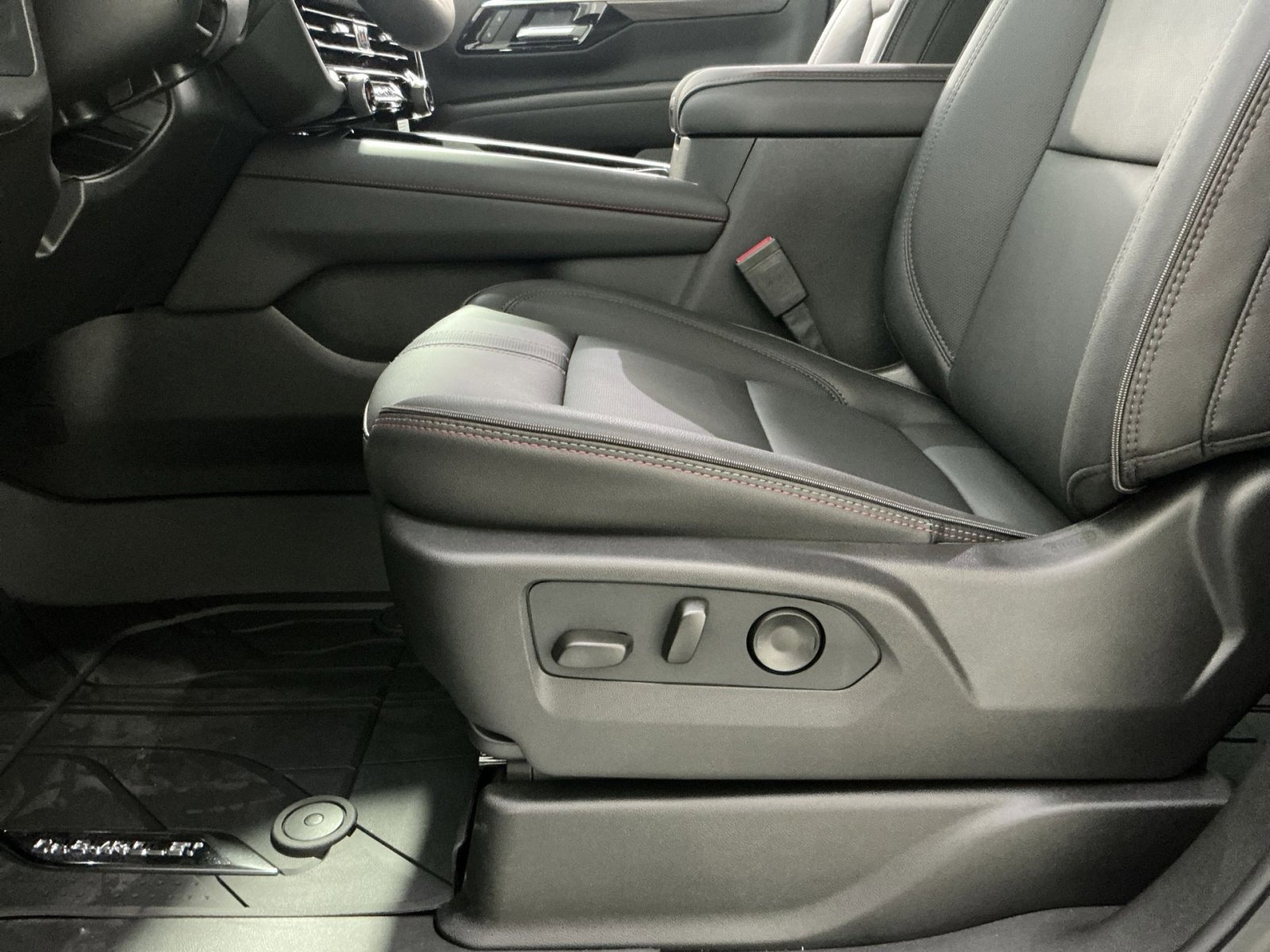 New 2026 Chevrolet Tahoe RST w/ Comfort Package image 22