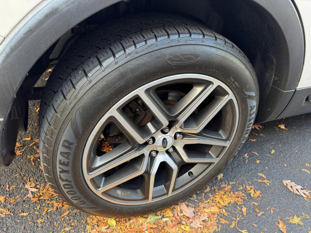 Used 2016 Ford Explorer Sport w/ Equipment Group 401A image 29