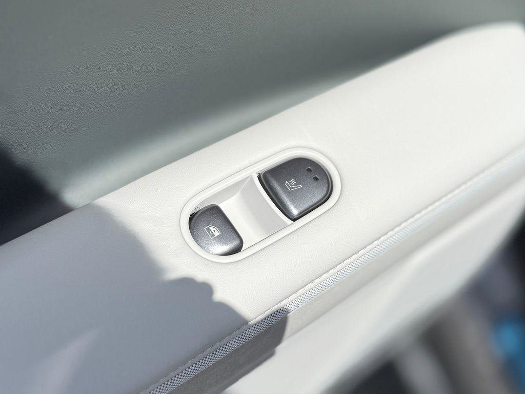 New 2026 Hyundai Ioniq 5 Limited image 9