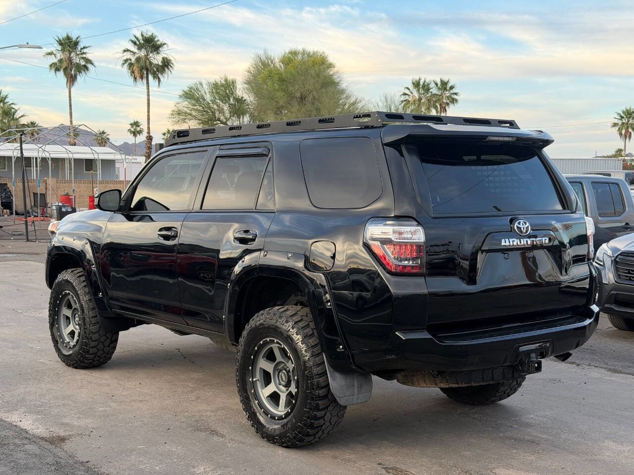 Used 2016 Toyota 4Runner SR5 image 4