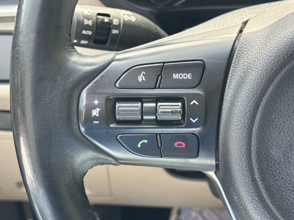 Used 2016 Kia Sorento EX FWD image 29