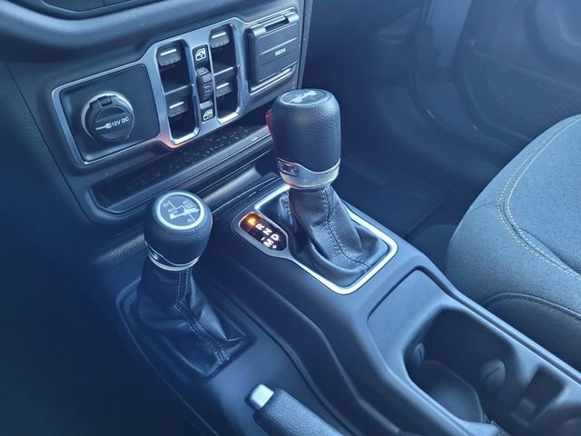 Certified 2025 Jeep Wrangler Unlimited Sahara image 12