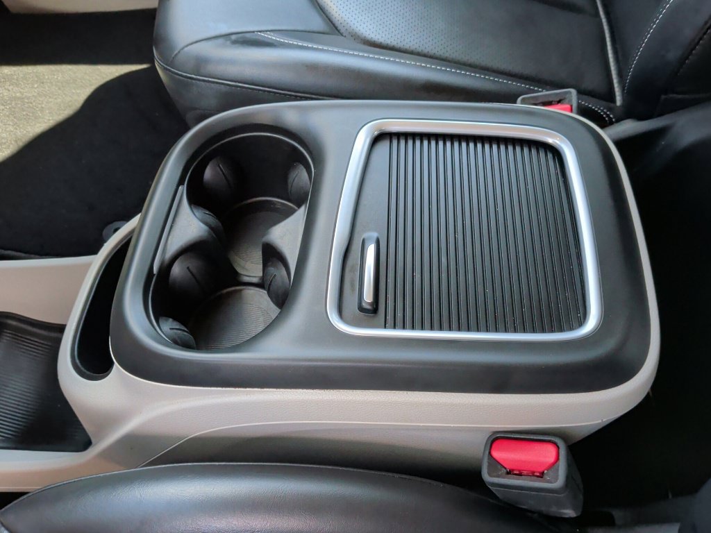 Used 2023 Chrysler Pacifica Touring-L FWD image 30